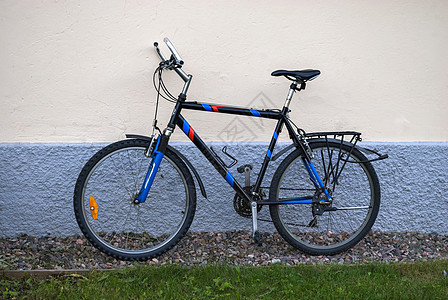 自行车路运输街道褐色建筑学踏板旅行车轮小路运动轮胎图片