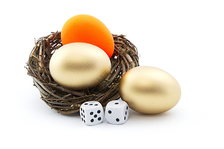 骰子和红巢蛋反映投资风险图片
