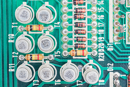 电路板上的冷凝器和阻力组装制造业半导体电路电阻器宏观微电路芯片电气电脑电容器图片