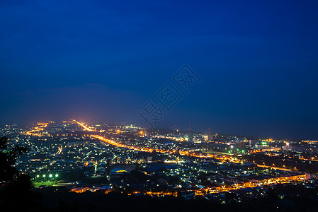 来自泰国的区景象城市天空地平线街道建筑旅行日落旅游蓝色景观背景图片