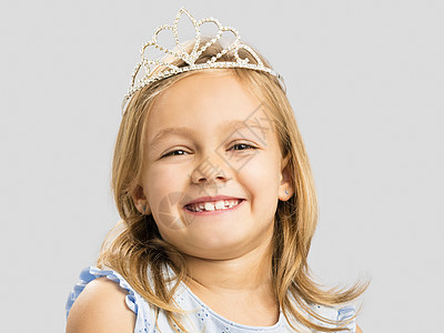 可爱的小公主金发童年灰色戏服裙子衣服微笑孩子魔法女孩图片