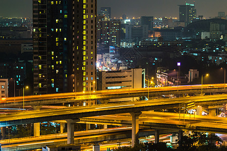 位于泰国曼谷的亚洲大城市夜间Ghighttim景观天际蓝色街道旅行摩天大楼城市市中心场景建筑学图片