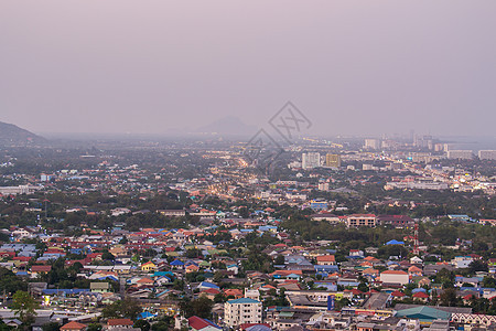 位于泰国曼谷的亚洲大城市夜间Ghighttim场景地标建筑学旅游旅行市中心商业景观城市摩天大楼图片
