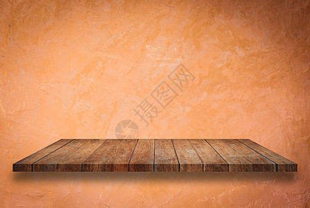 橙色 wal 上的空透视顶木架图片