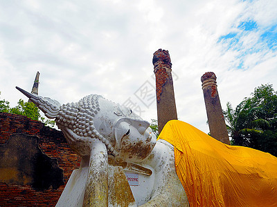 泰国阿尤塔亚的佛像精神上帝石头历史旅行宗教信仰寺庙建筑学花园图片