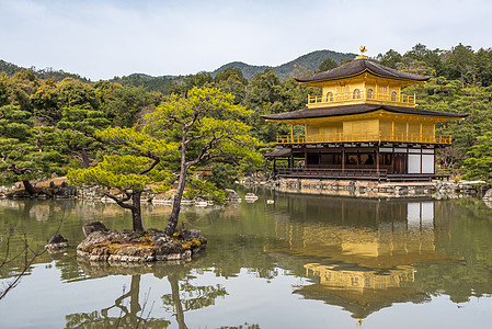 日本京都佛教寺 黄金馆 日本京都的佛庙亭子金子神社公园旅游地标历史性佛教徒反射纪念碑图片