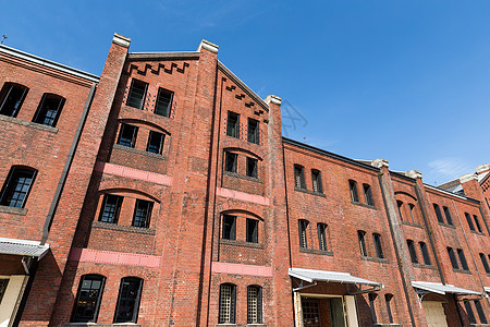 yokohama的红砖仓库蓝色旅行窗户建筑红色城市历史公园场景历史性图片