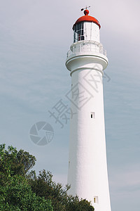斯普利特点灯塔 在Aireys插座晴天历史性海岸海滩进口海洋天空游客导航安全图片