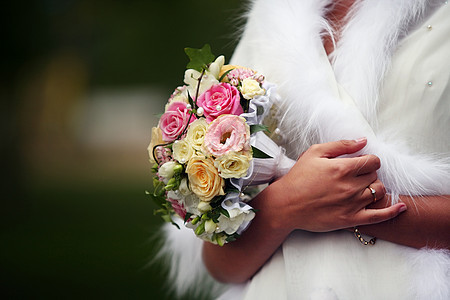 婚礼花束白色粉色戒指女士玫瑰已婚裙子磁带女性家庭图片