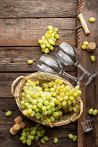 葡萄藤蔓软木水果收成玻璃食物绿色栽培酒杯农业图片