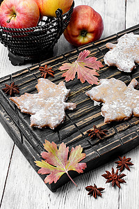 曲奇和秋苹果蛋糕肉桂甜点装饰芳香饼干叶子八角面包水果图片