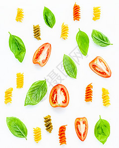 意大利食品概念  Fusilli  配有番茄和甜烤肉分离食谱烹饪草药美食午餐菜单叶子蔬菜香蒜餐厅图片