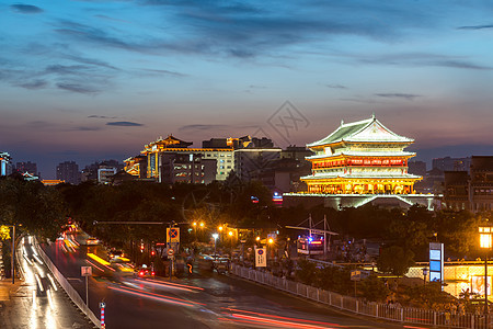 Xian 鼓塔红色日落文化咕噜天空旅行建筑宝塔寺庙城市图片