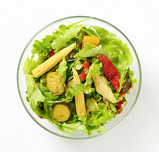 混合沙拉起动机小菜食物玉米玻璃蔬菜棒子高架小吃盘子图片