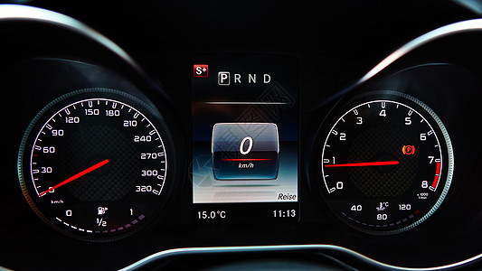 现代车速计 仪表板贴近镜头燃料仪表里程表金属乐器控制板座舱展示测量转速表图片