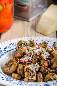 美味蘑菇沙拉美食木头食物午餐叶子辣椒饮食生物盘子蔬菜图片