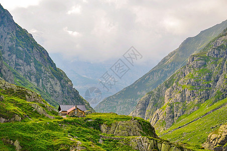 冰川山上的高山高丘陵屋 苏维采兰阿尔卑斯山摄影师石头太阳地面远足帐篷草地爬坡冰川蓝色图片