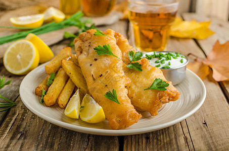 鱼和薯片鳕鱼晚餐薯条脂肪食物英语饮食面糊鱼片柠檬图片