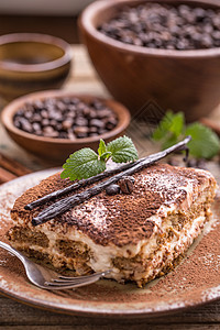 蒂拉米苏可可甜点盘子香草咖啡食物奶油饼干蛋糕图片