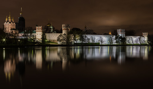 夜光照亮了我们阴沉的女神诺沃德耶维奇修道院图片
