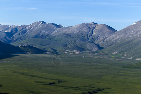 卡斯特利奇奥德诺尔西亚天空地标农业绿色乡村蓝色全景花朵农村山脉图片