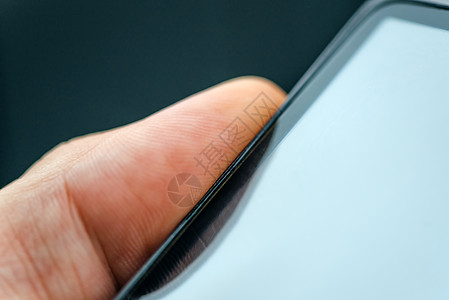 使用指纹传感器扫描来解锁智能电话控制扫描器生物鉴别手指读者手机电子产品安全隐私图片