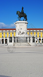 Joseph国王雕像 葡萄牙里斯本商业广场正方形纪念碑蓝色马术天空观光图片
