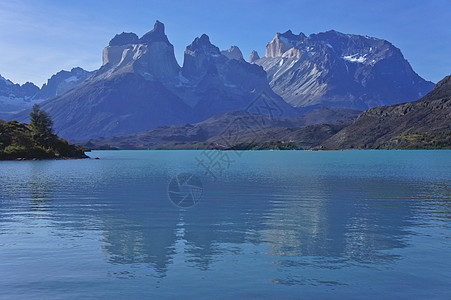 Patagonia 智利 南美洲拉丁蓝色花岗岩山脉冰川反射图片