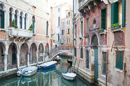 威尼斯传统运河 从最美的观景之一传来图片