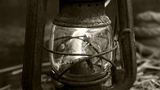 木制背景的旧灯笼辉光建筑学照明黑暗阴影风格艺术木头烧伤玻璃图片