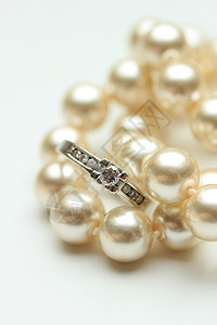 钻石环和珍珠婚姻婚礼石头套装奢华婚戒订婚白金戒指金子图片