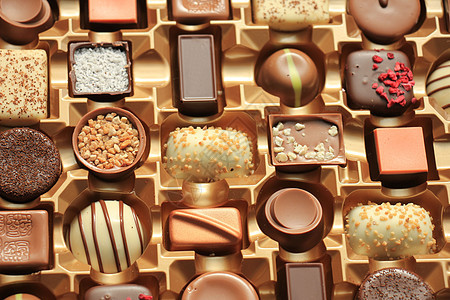 豪华巧克力盒装盒甜点可可礼物盒白色奢华水果装饰坚果礼物团体图片
