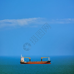 一般货物货船主海海浪导航航行码头船运水面水族馆公海大船图片