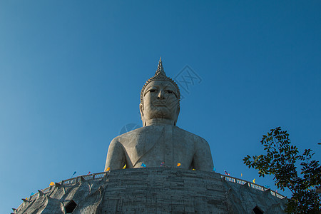 马诺罗姆穆达汉大佛山省吸引力爬坡雕像纪念碑旅游天空旅行宗教信仰雕塑图片