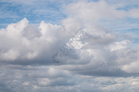 模糊的云彩灰云环境地平线天空天气云景蓝色气象气氛气候天堂图片