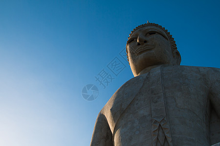 马诺罗姆穆达汉大佛山省异国宗教吸引力天空文化旅行旅游青铜信仰雕像图片