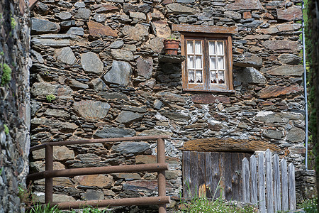 葡萄牙典型的沙发之家片岩村庄建筑学乡村手工旅行旅游白色丑闻游客背景图片