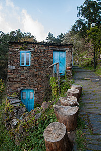 葡萄牙典型的先歇式家庭房子旅游岩石乡村窗户村庄建筑学旅行游客石头图片