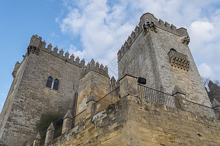 阿尔莫多瓦尔德尔里奥城堡 西班牙科尔多瓦文化遗产历史地标建筑旅行村庄游客安全石方图片