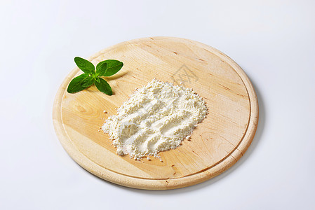 软小麦面粉砧板用途木头白色糕点圆形地面谷物食物粉末图片