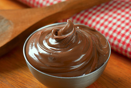 黑桃巧克力扩散软糖榛子奶油食物坚果配料小吃可可漩涡黄油图片
