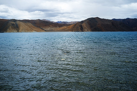 庞湖湖自然景观地区旅行目的地石头岩石天空图片
