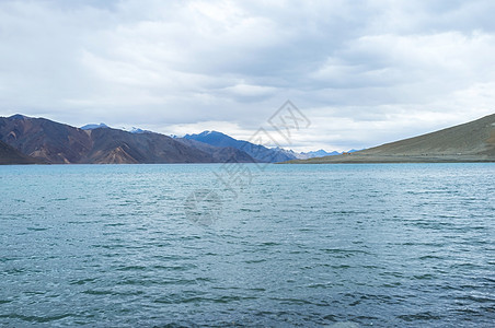 庞湖湖天空目的地地区旅行岩石石头自然景观图片