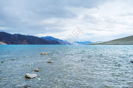 庞湖湖目的地自然景观旅行天空石头岩石地区图片