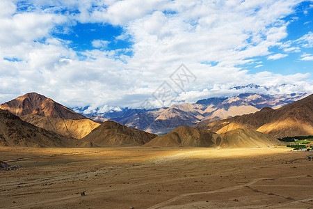 莱拉达赫自然景观天空地区旅行旅游目的地图片