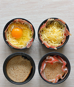 瓷锅里炸鸡蛋裂纹煎锅午餐香料平底锅黄色烹饪烤箱食物熏肉图片