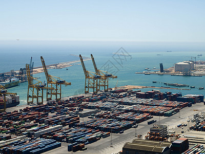 装集装箱船的商业港港口机器码头运输起重机建筑船厂商品后勤蓝色景观图片
