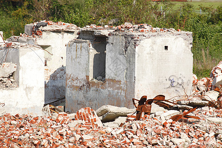 建筑物拆解房屋钢筋瓦砾建筑混凝土废墟隔断电缆房子遗迹图片