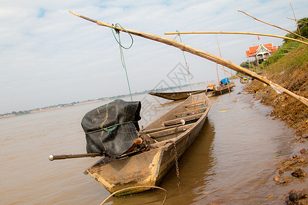 龙川的自然景观 有渔船文化反射钓鱼木头旅行码头天空日落蓝色场景图片