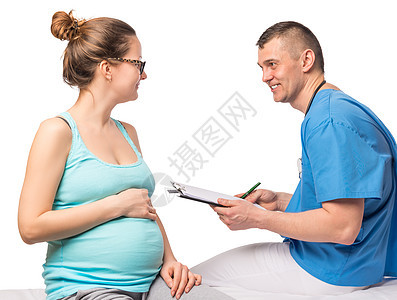 与一名妇科医生咨询后怀孕孕妇的情况;图片